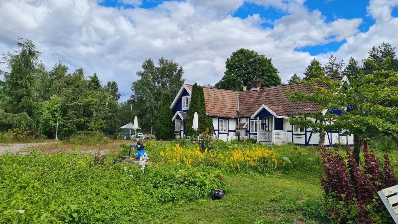Villa Luna Breakfast Hotel Killeberg Exterior photo